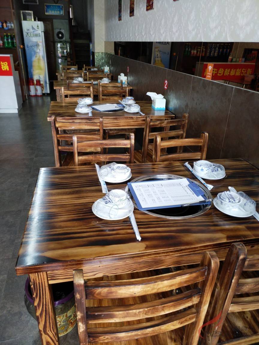 旺铺出租(有餐饮许可证)