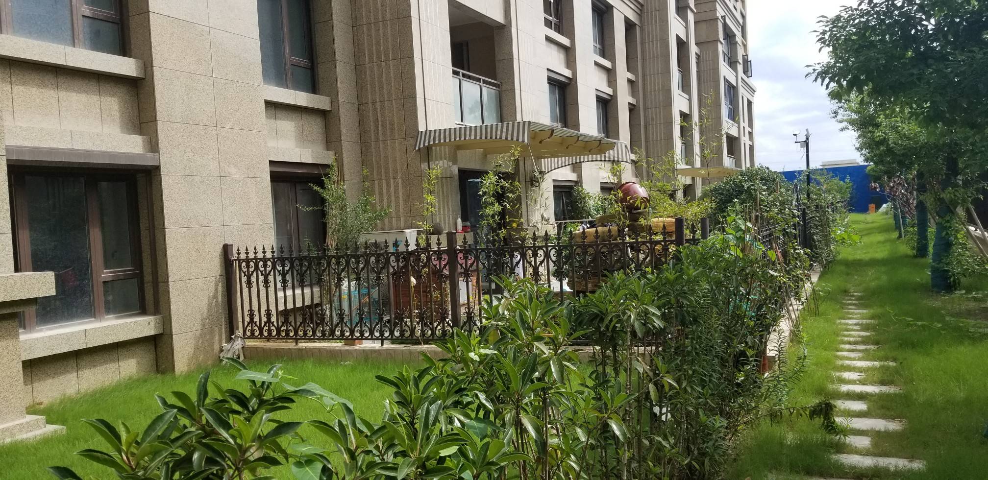运河畔公园旁风景花园洋房 带院子系列