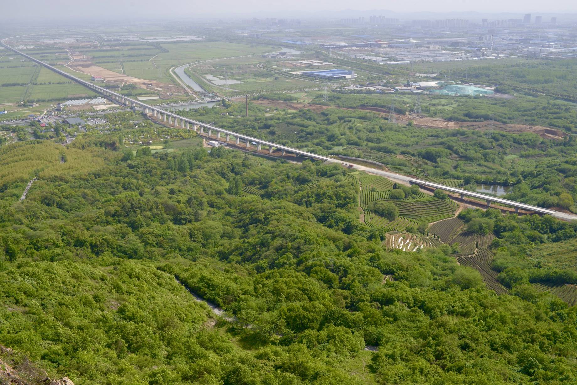 经由嘉山,埤城,到达圌山.全程90km,好像身体被掏空