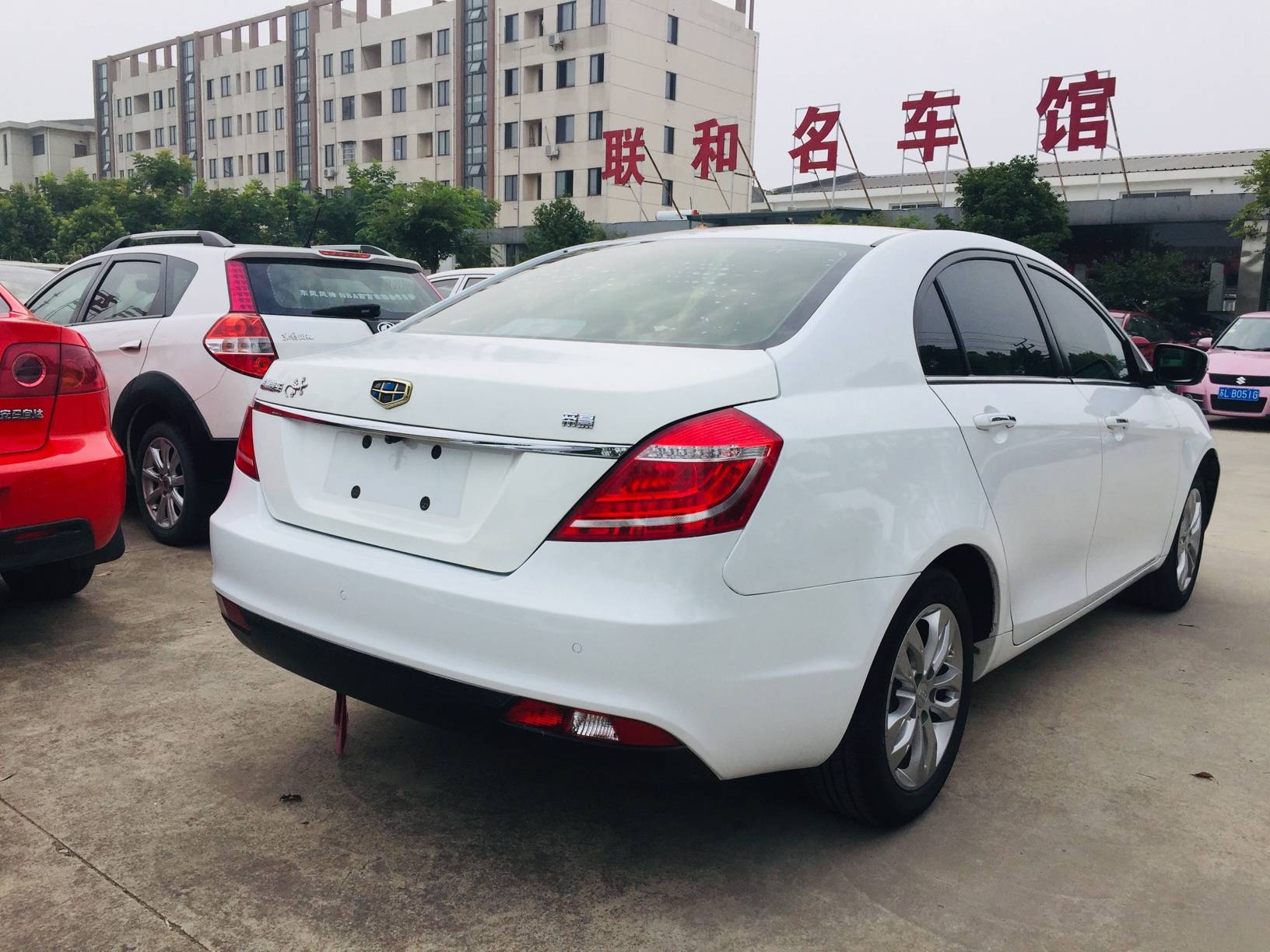 精品16年吉利帝豪已售