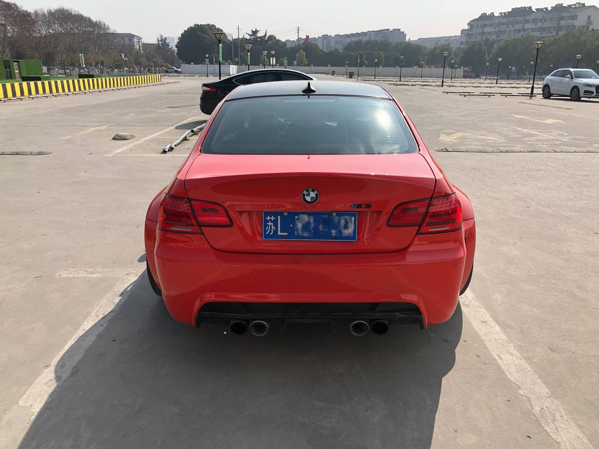 汽车转让11款宝马335i双门轿跑版