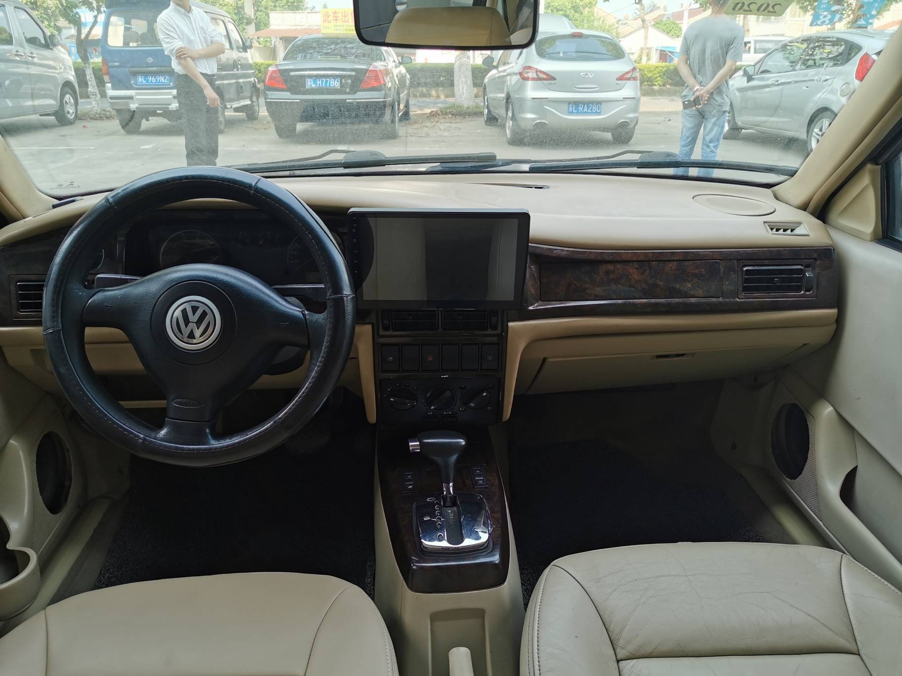 转让自动挡桑塔纳3000