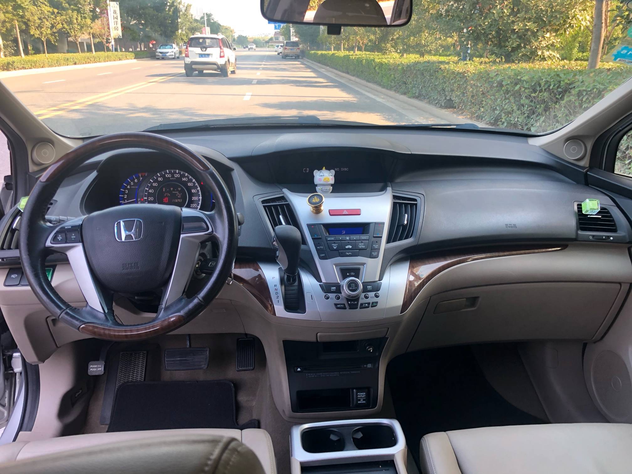 13年本田奥德赛七座商务汽车转让