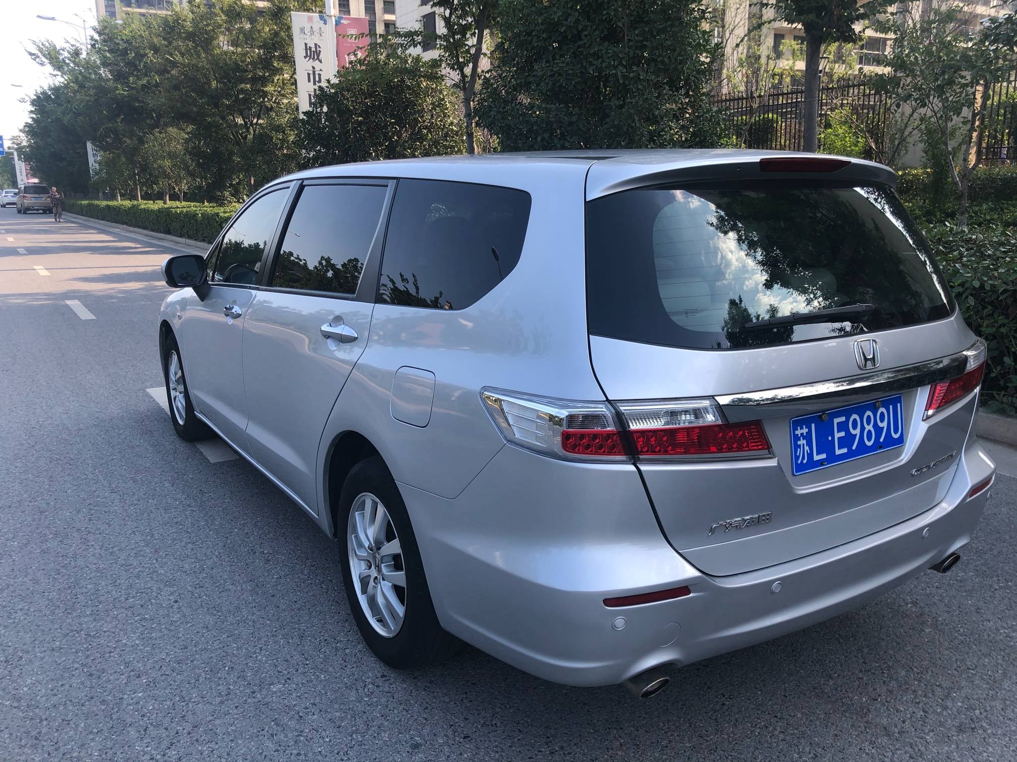 13年本田奥德赛七座商务汽车转让