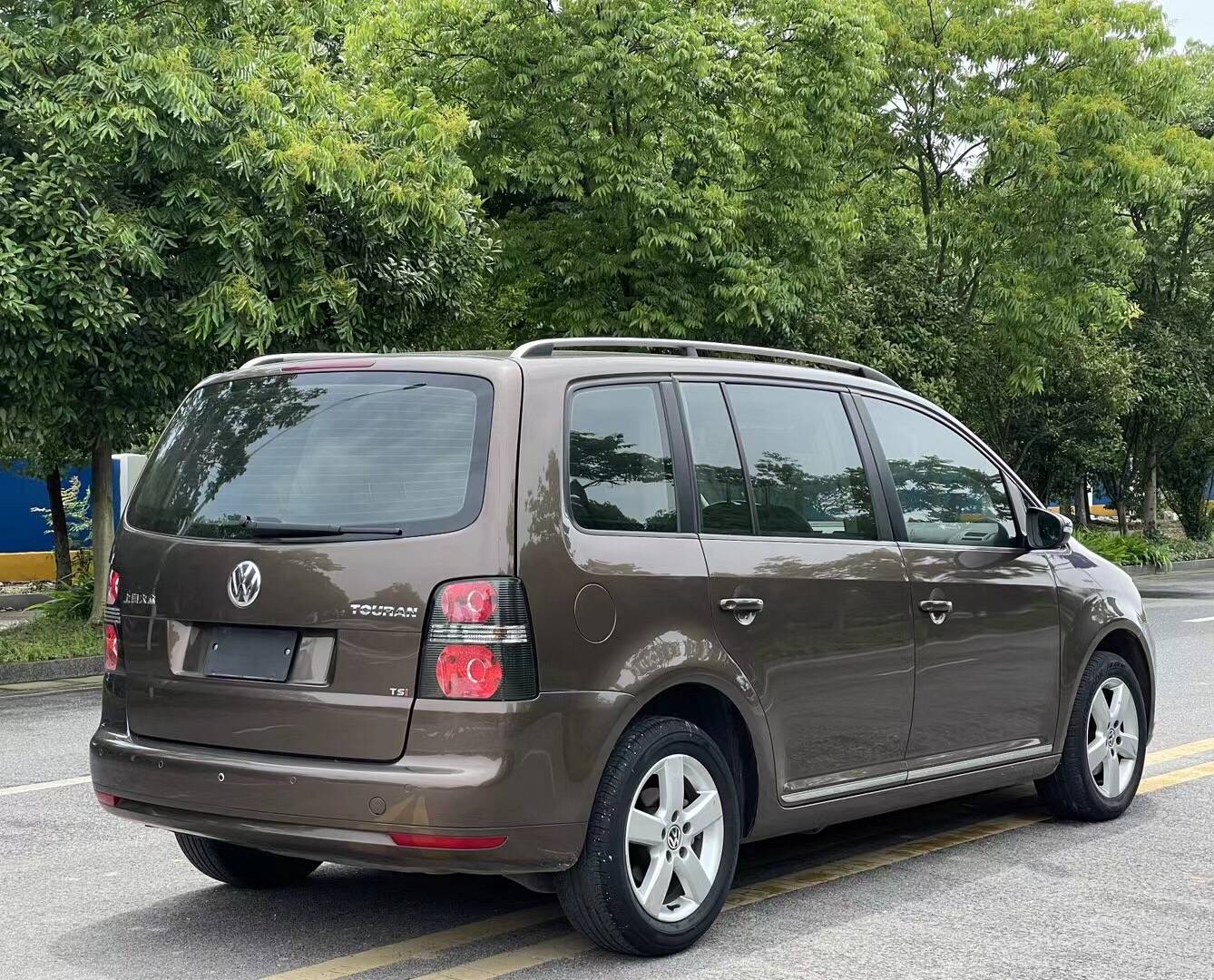 转让2013款途安14t自动舒适版